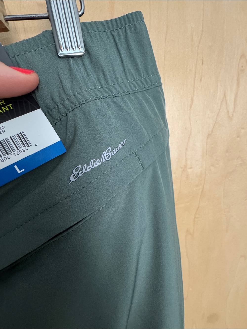 NWT women’s Eddie Bauer traveler ankle pants color green size Large item 1669563 - Picture 3 of 15